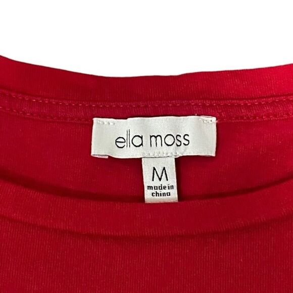 ELLA MOSS - SIZE MEDIUM - RED CROP TEE WITH “LOVE “ EMBROIDERED ON FRONT - Picture 2 of 7
